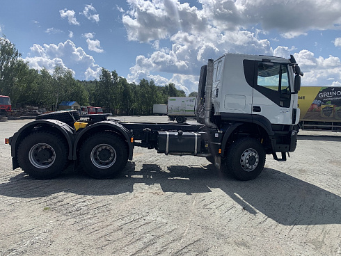 Седельный тягач IVECO TRAKKER AT720T45WT 