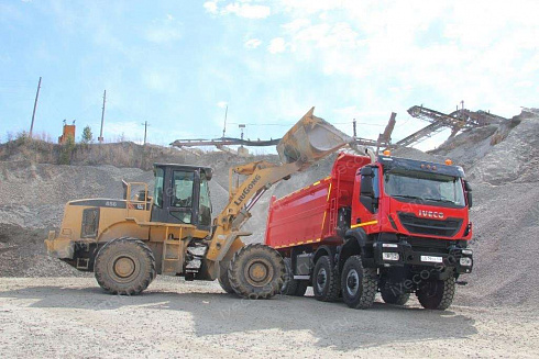 Самосвал  IVECO-AMT-753910-10 - полная масса 60 тонн